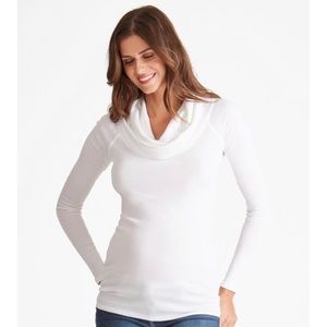 Ingrid & Isabel maternity top